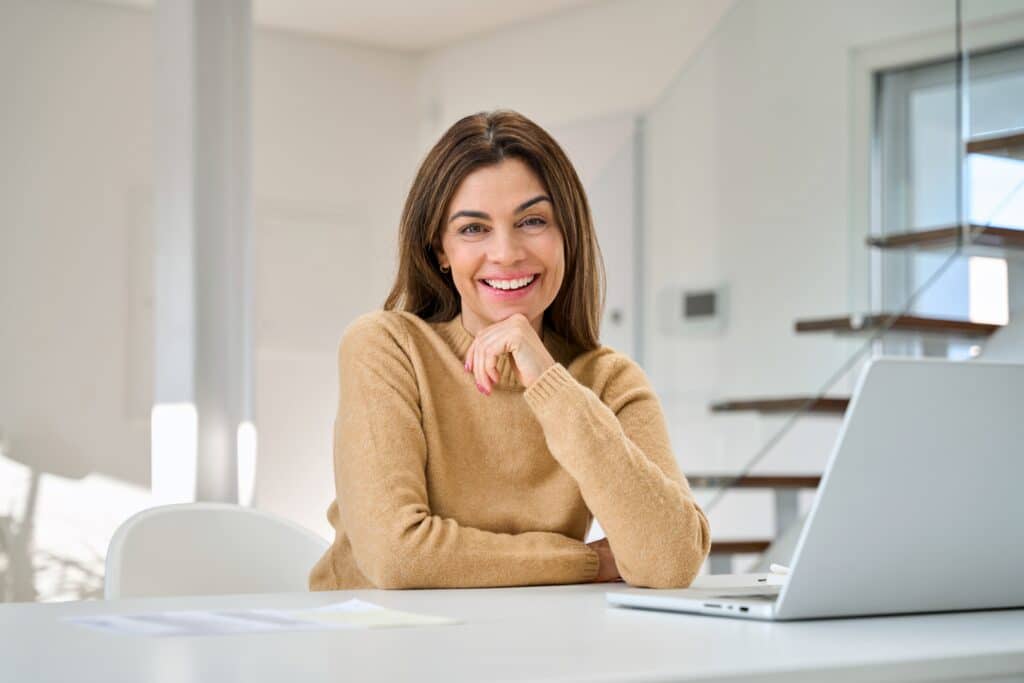 Happy,Smiling,Older,Mature,Middle,Aged,45,Years,Old,Woman